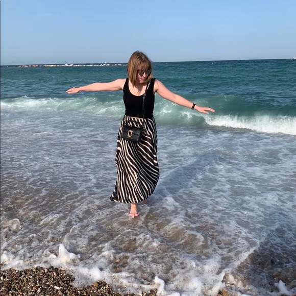 Meet your Posher, Sofia - Picture 2 of 3